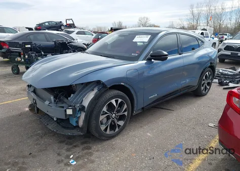 2023 Ford Mustang Mach-E Premium z USA, uszkodzony, nr VIN 3FMTK3SU2PMA68683